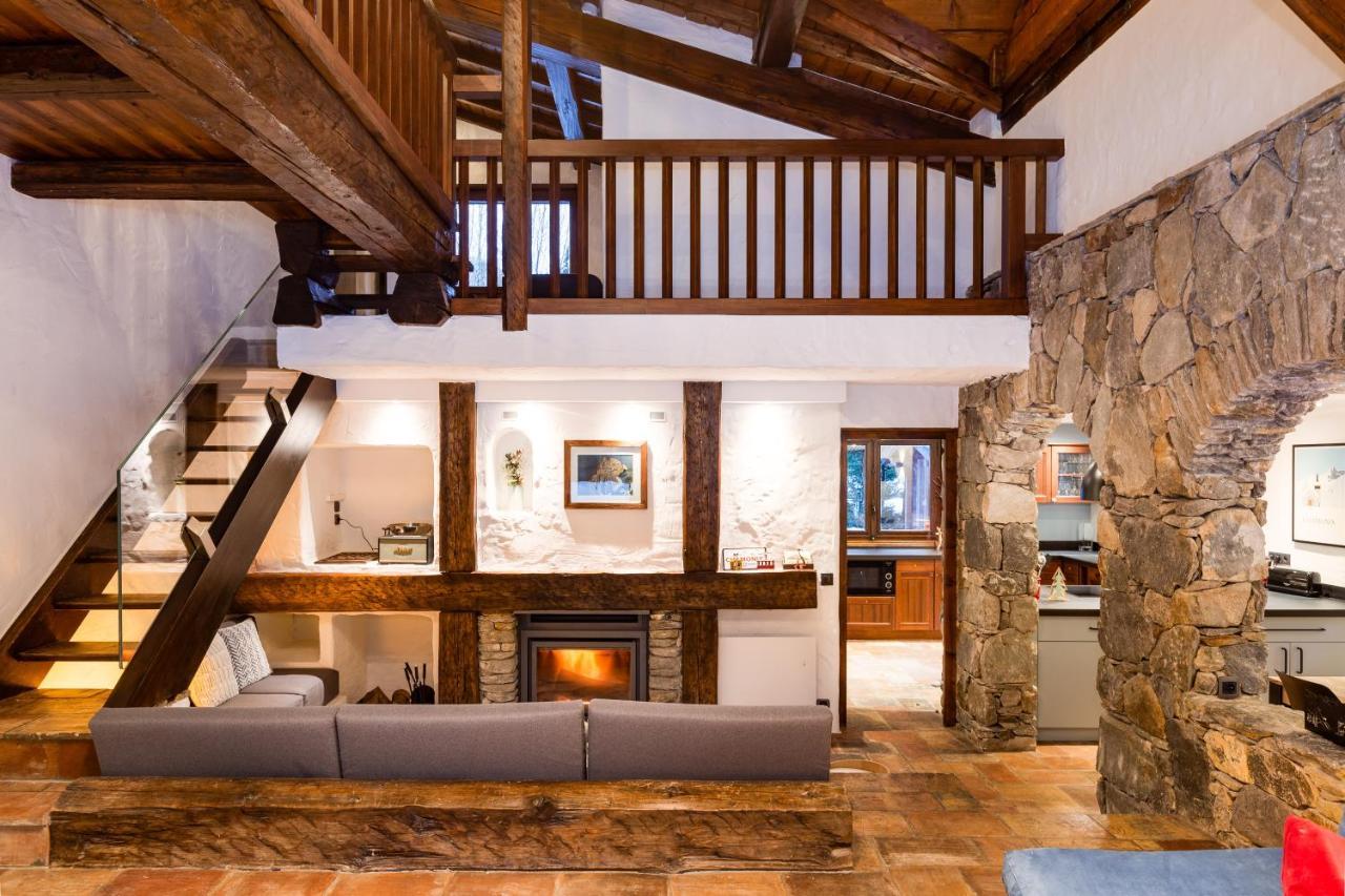 Chalé Les Praz - 280sqm - Sauna Cinema Fitness - 5 Bedrooms In Heart Of Les Praz - By Cozee Chamonix