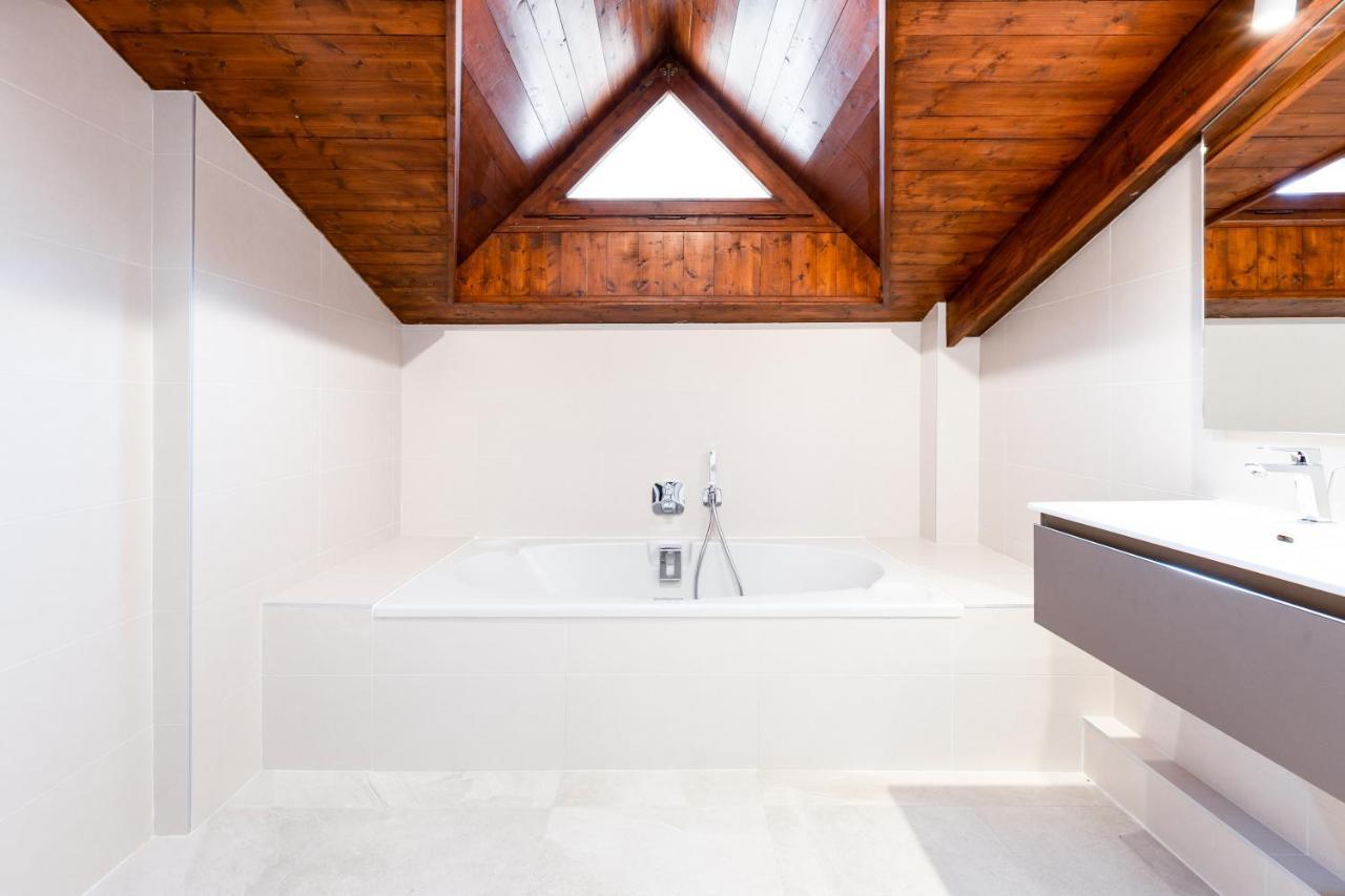 Chalé Les Praz - 280sqm - Sauna Cinema Fitness - 5 Bedrooms In Heart Of Les Praz - By Cozee